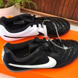 Jr Tiempo Nike Rio II Kids Soccer Cleats